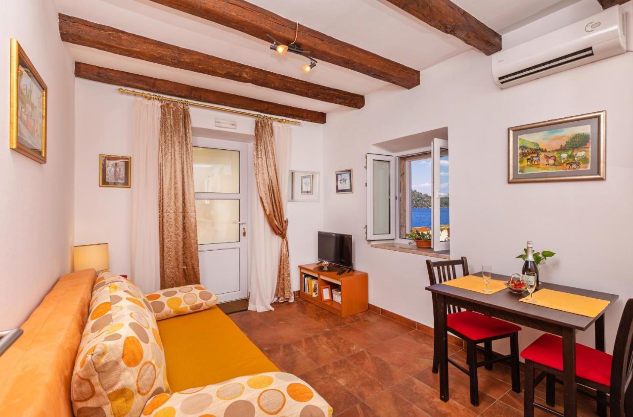 Sobra Apartments Daniela & Karlo מראה חיצוני תמונה
