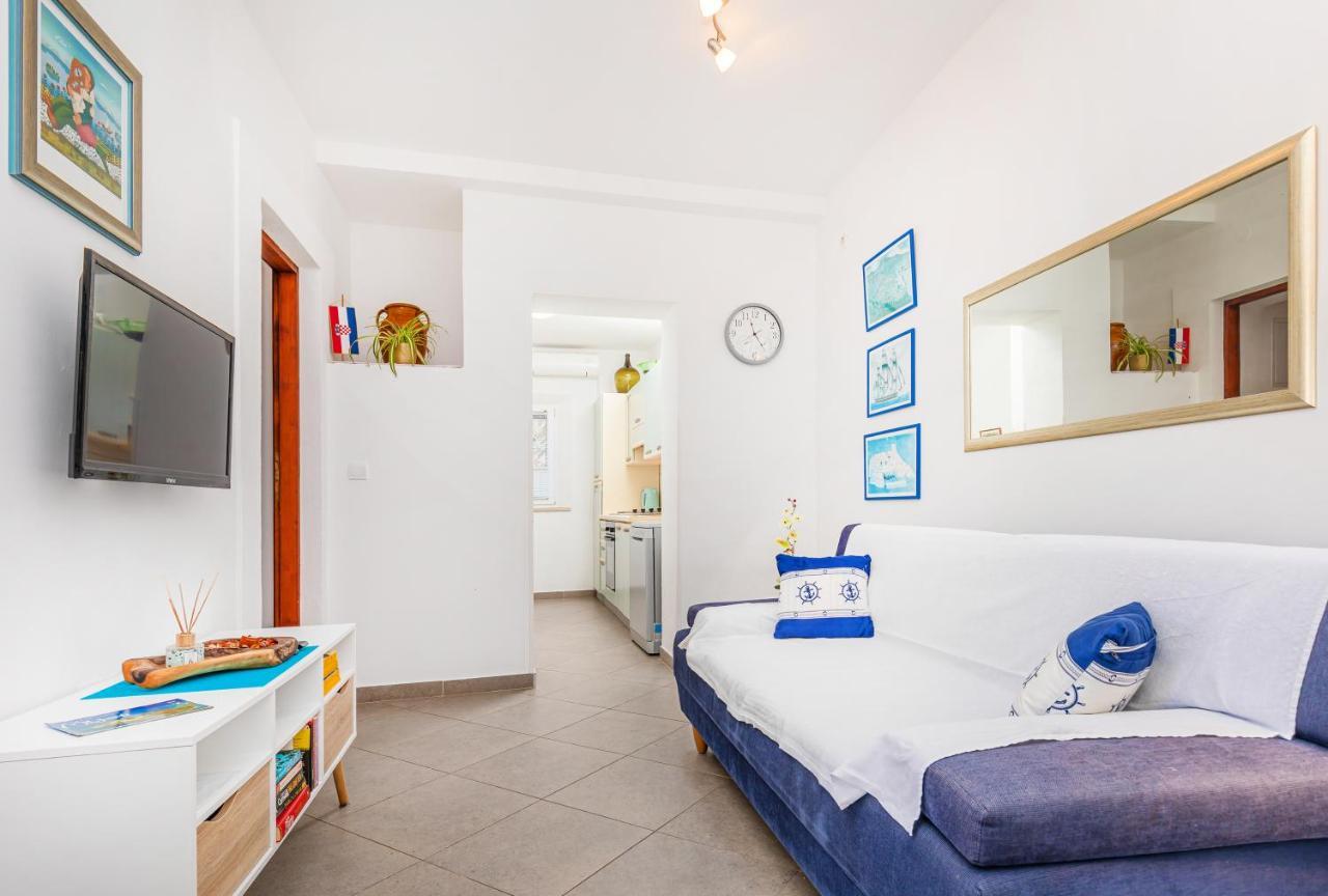 Sobra Apartments Daniela & Karlo מראה חיצוני תמונה